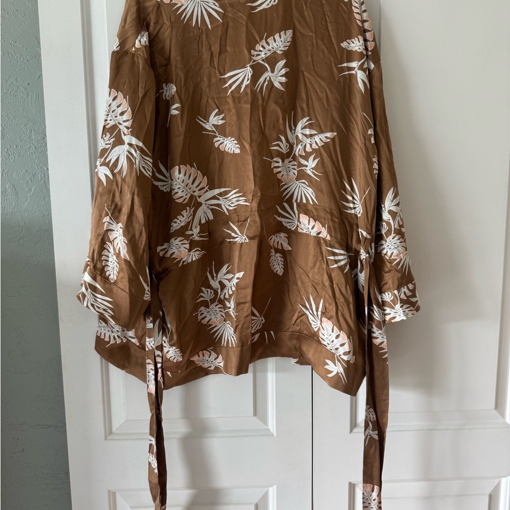 Lunya Floral Silk Robe - Picture 3 of 4